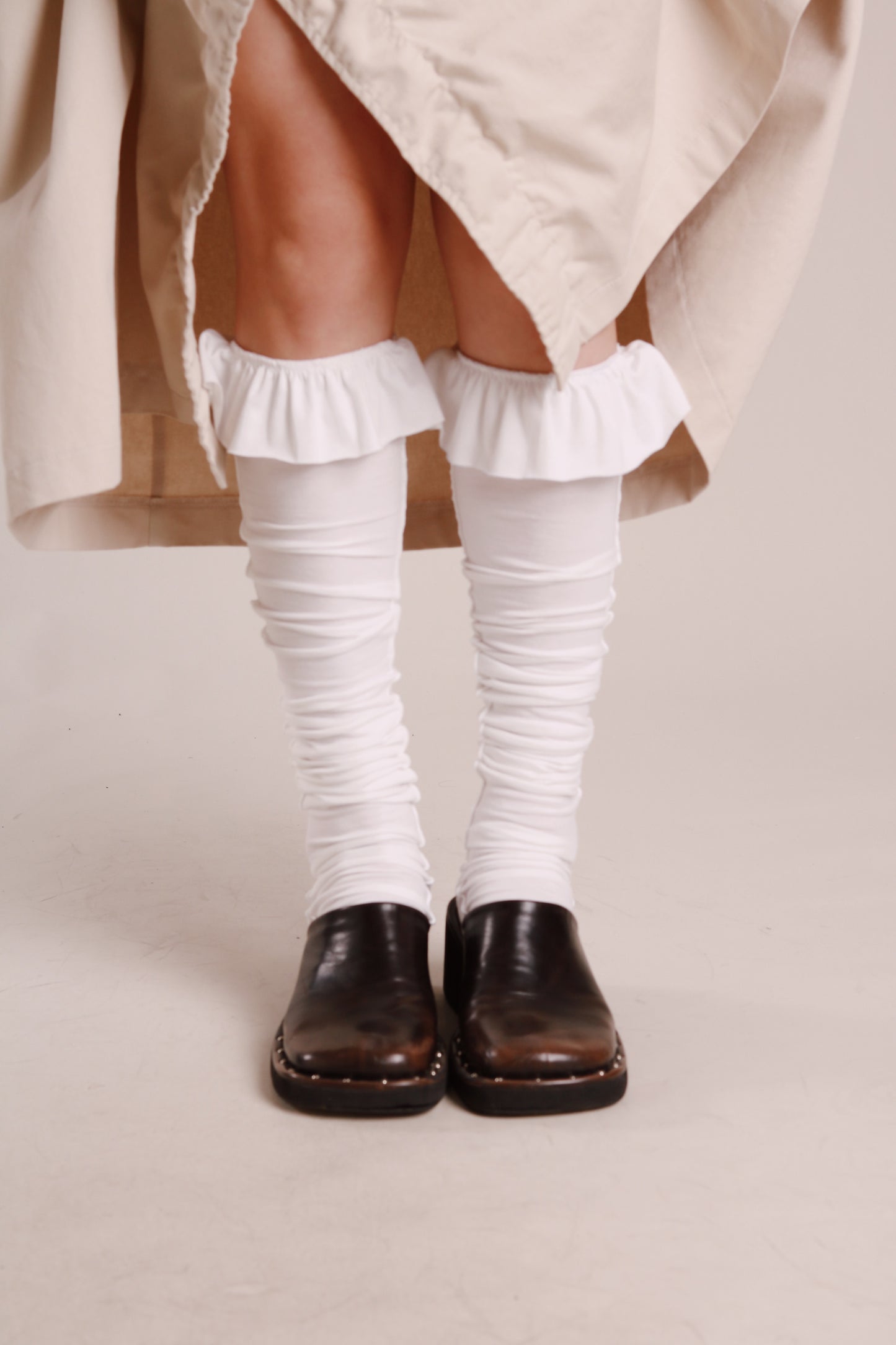 Ruffle Socks (White)
