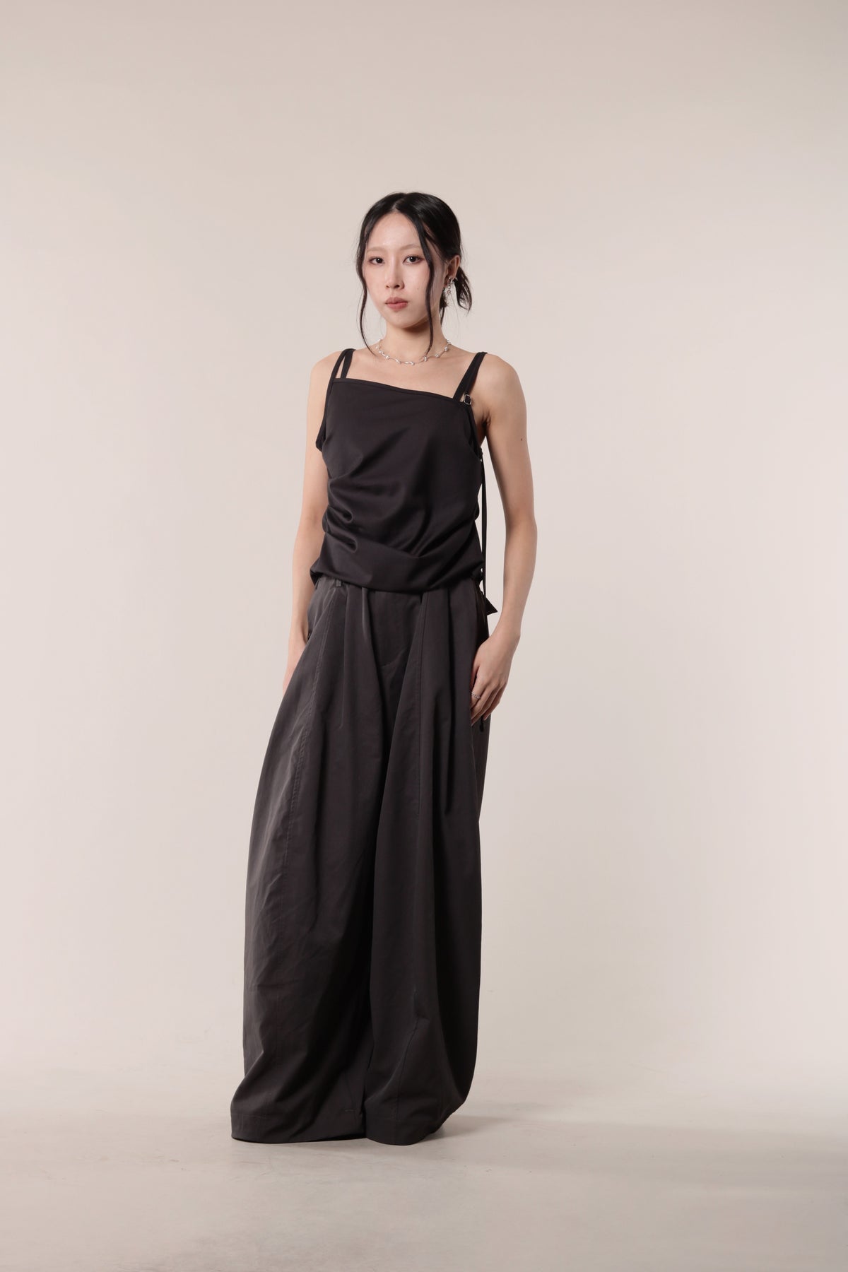 Ari Pants (Charcoal)