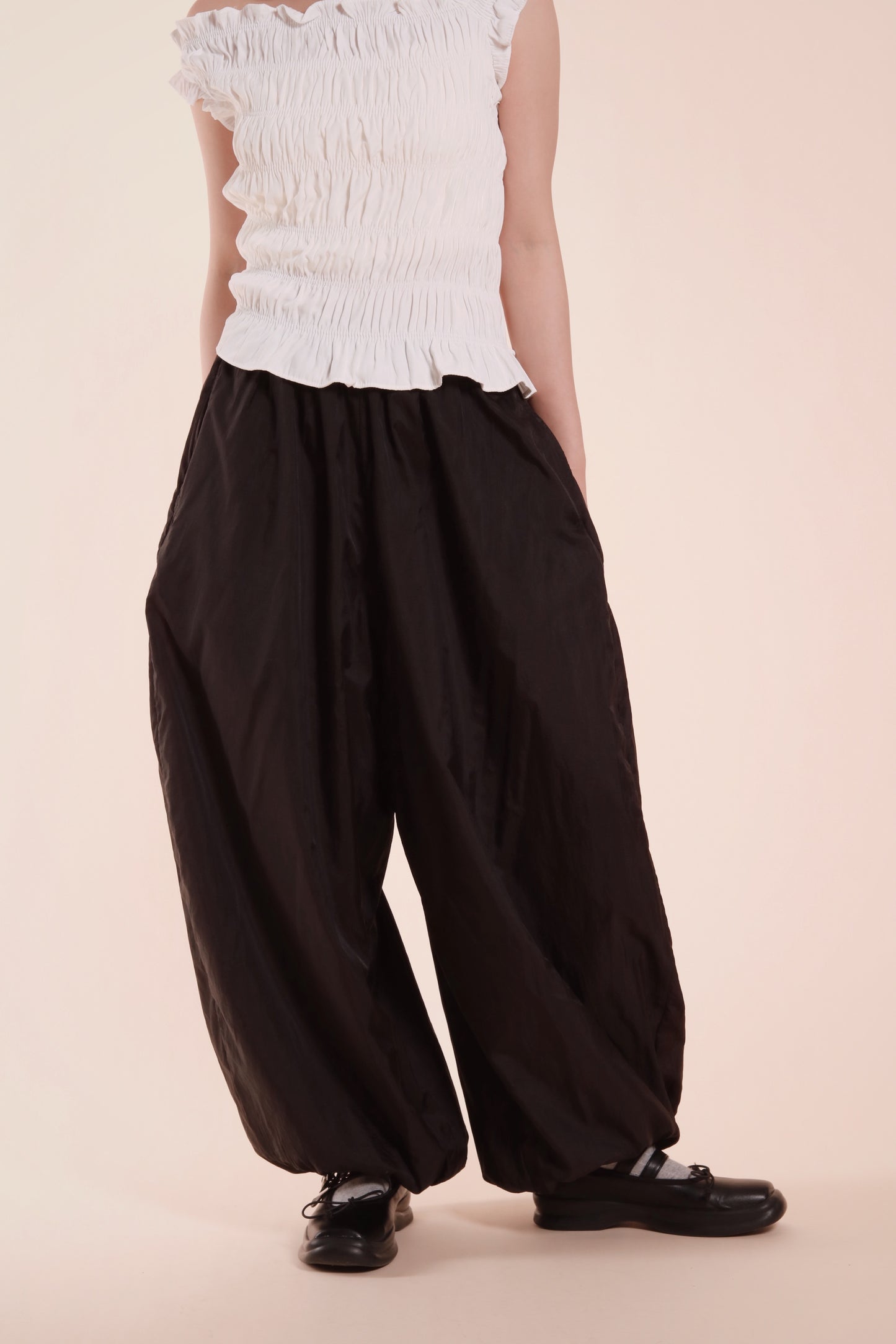 Bubble Cloud Pants (Black)