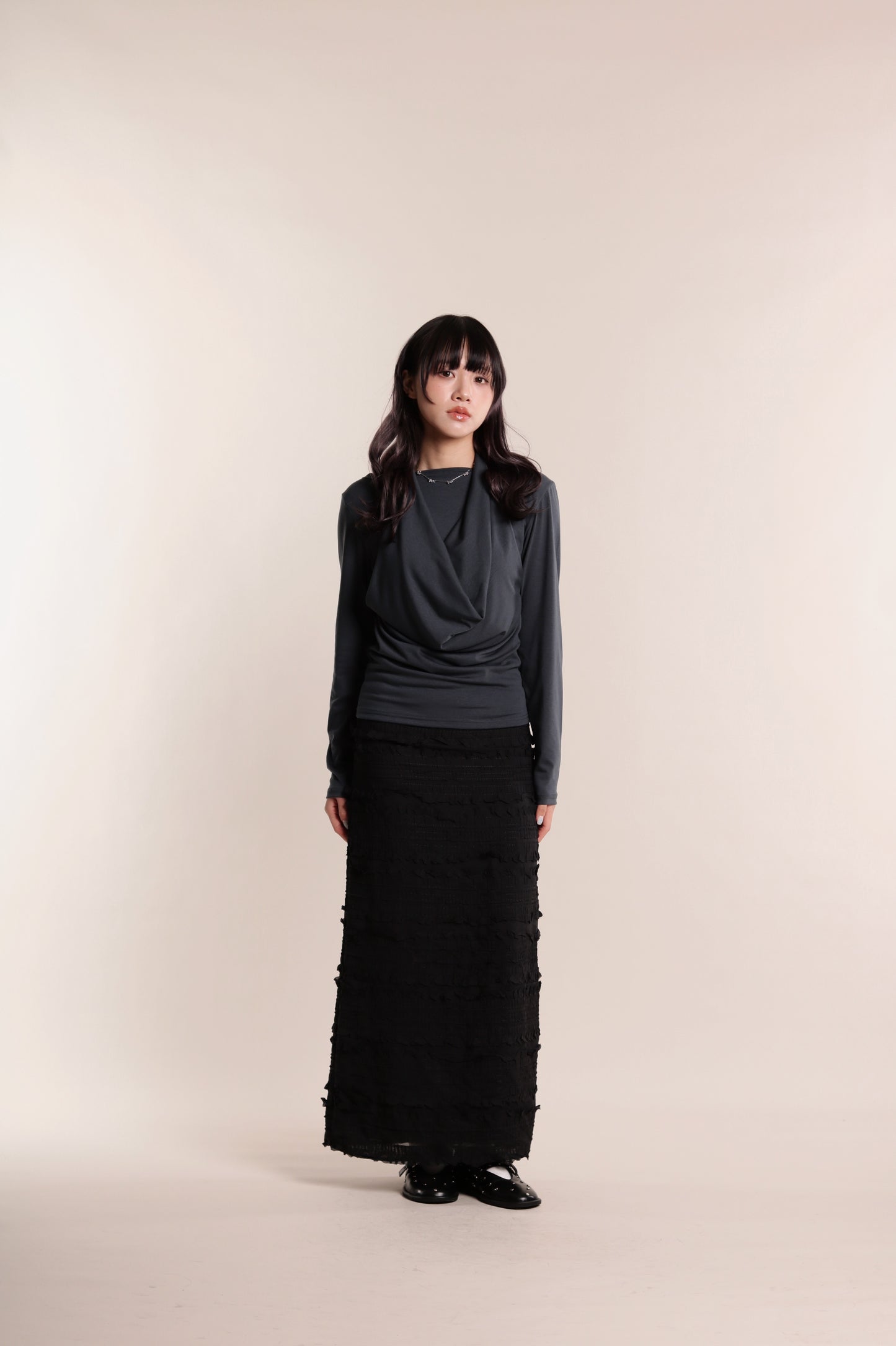 Textured Ruffle Maxi Skirt (Black)
