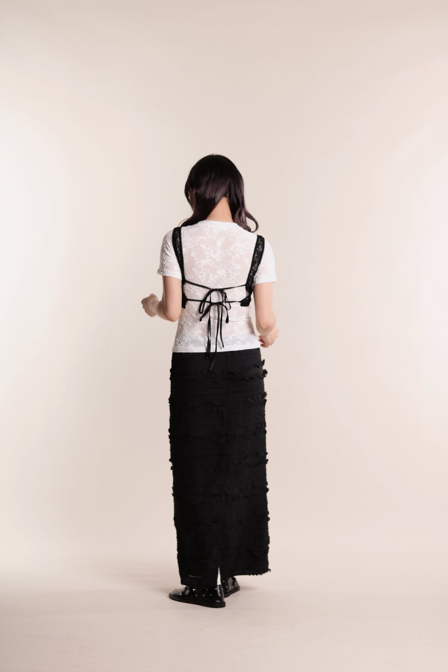 Textured Ruffle Maxi Skirt (Black)