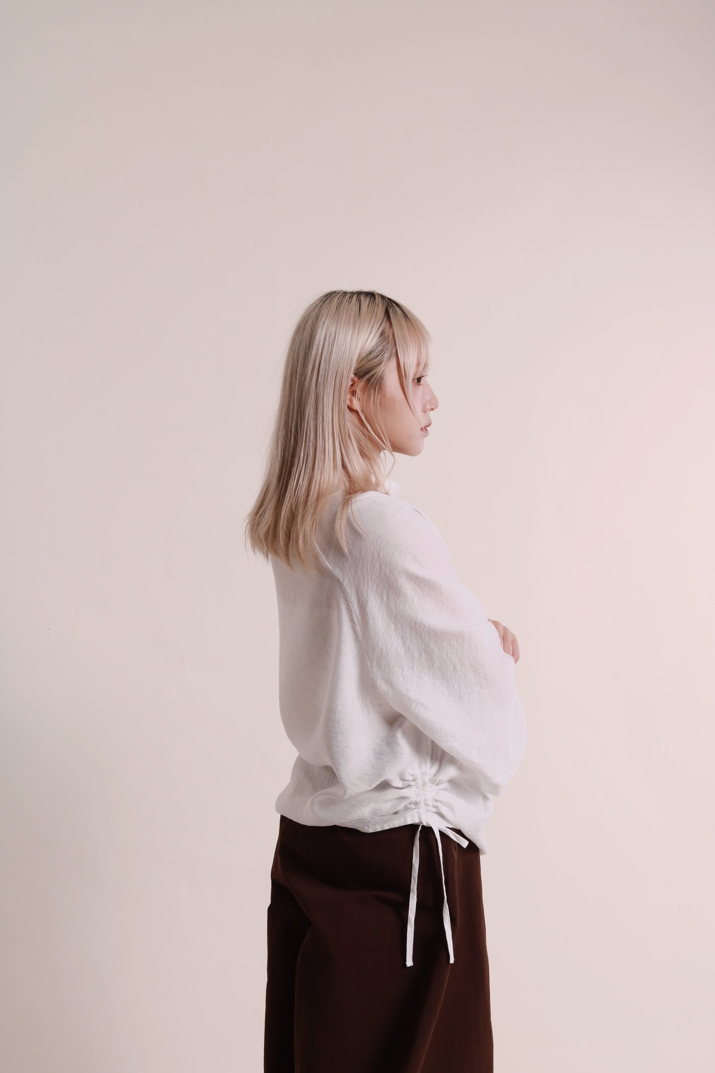 Doll Gathered Blouse (White)