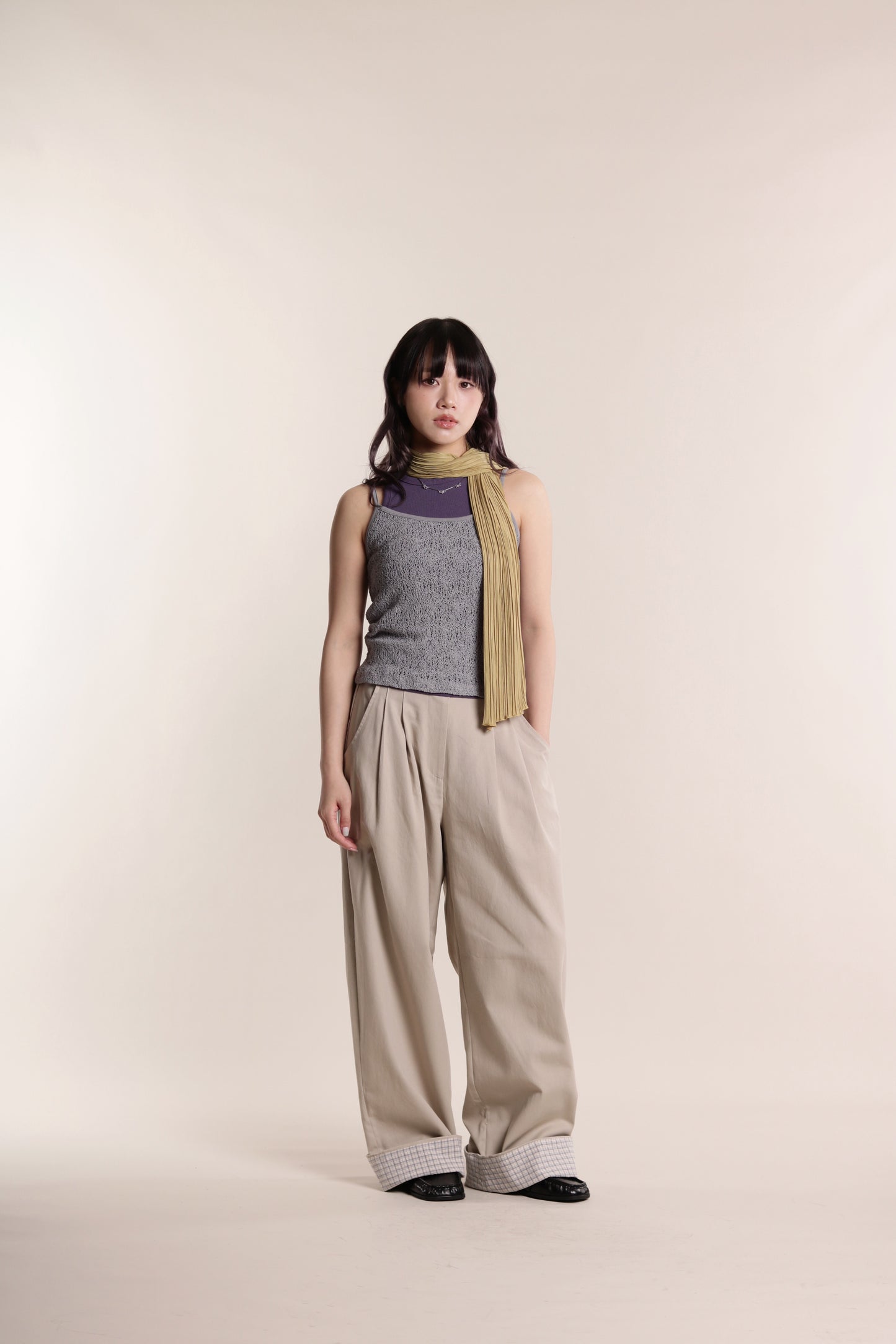 Check Detail Pleated Pants (Beige)