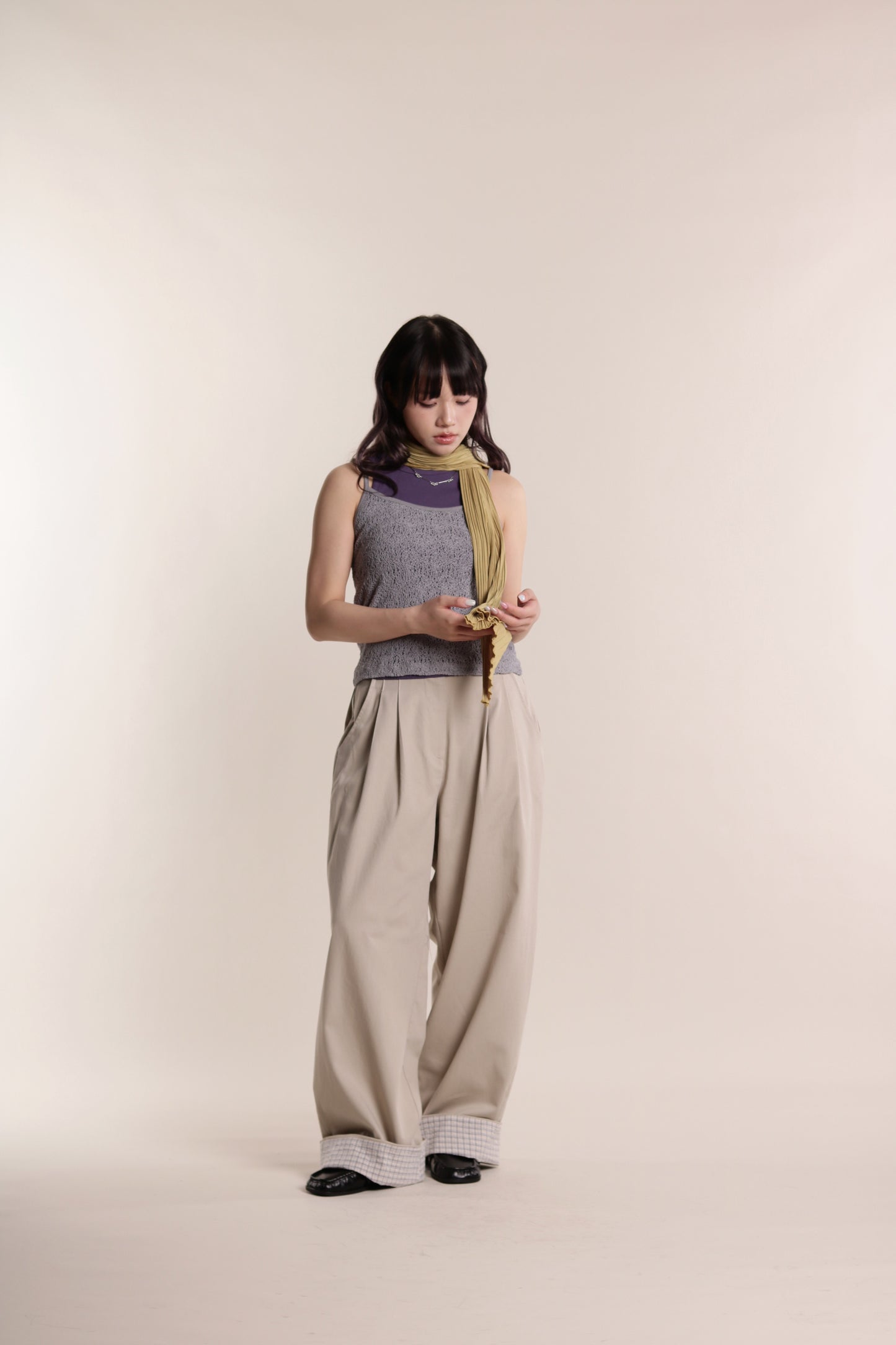 Check Detail Pleated Pants (Beige)