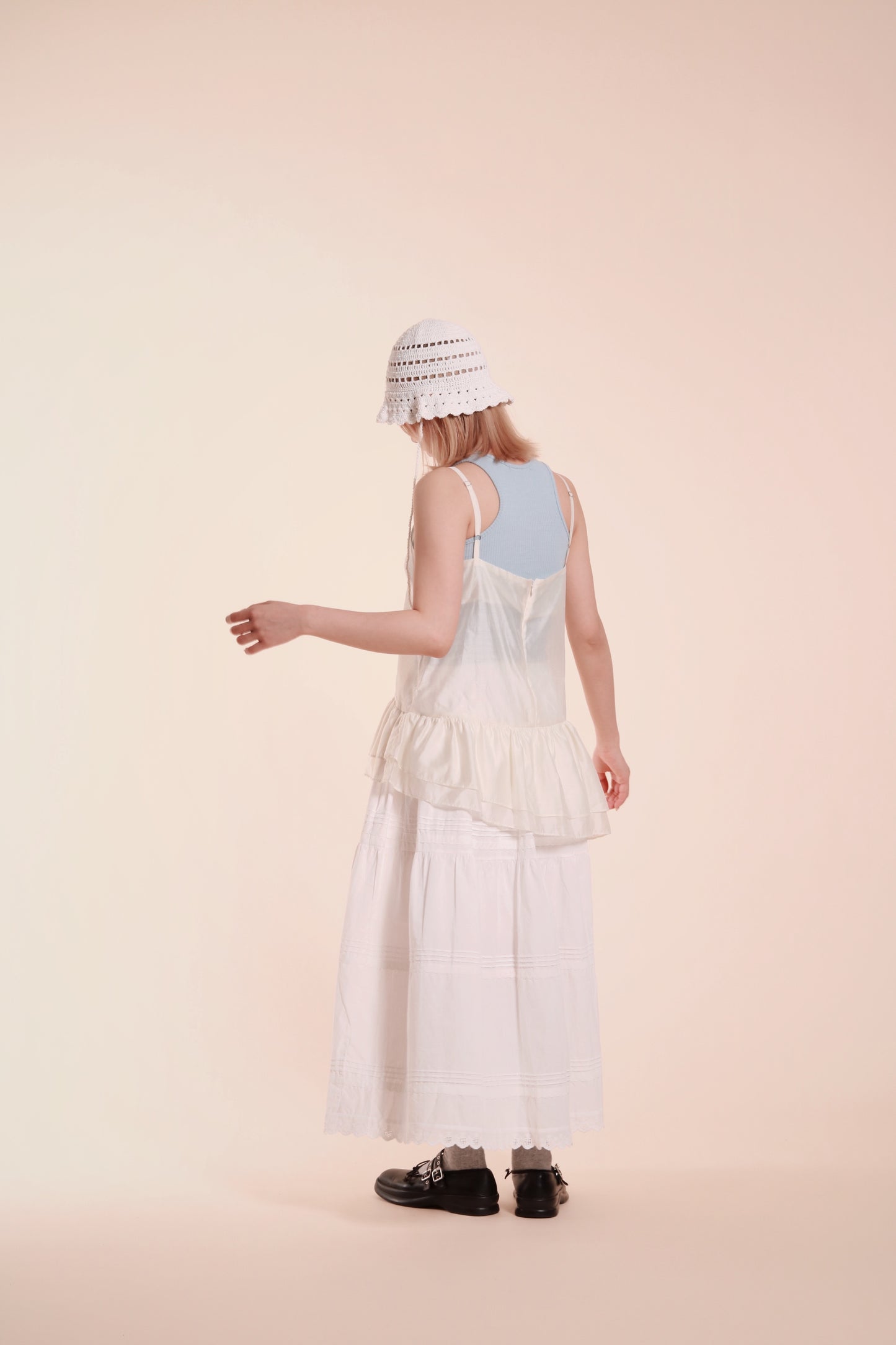 Ruffle Sleeveless Top (Ivory)