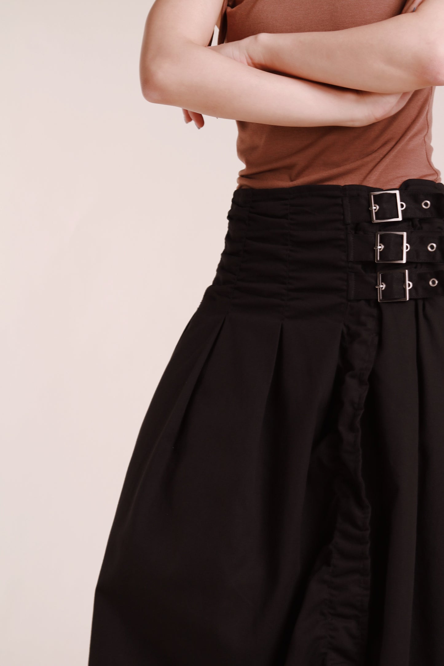 Doll Buckle Skirt (Black)