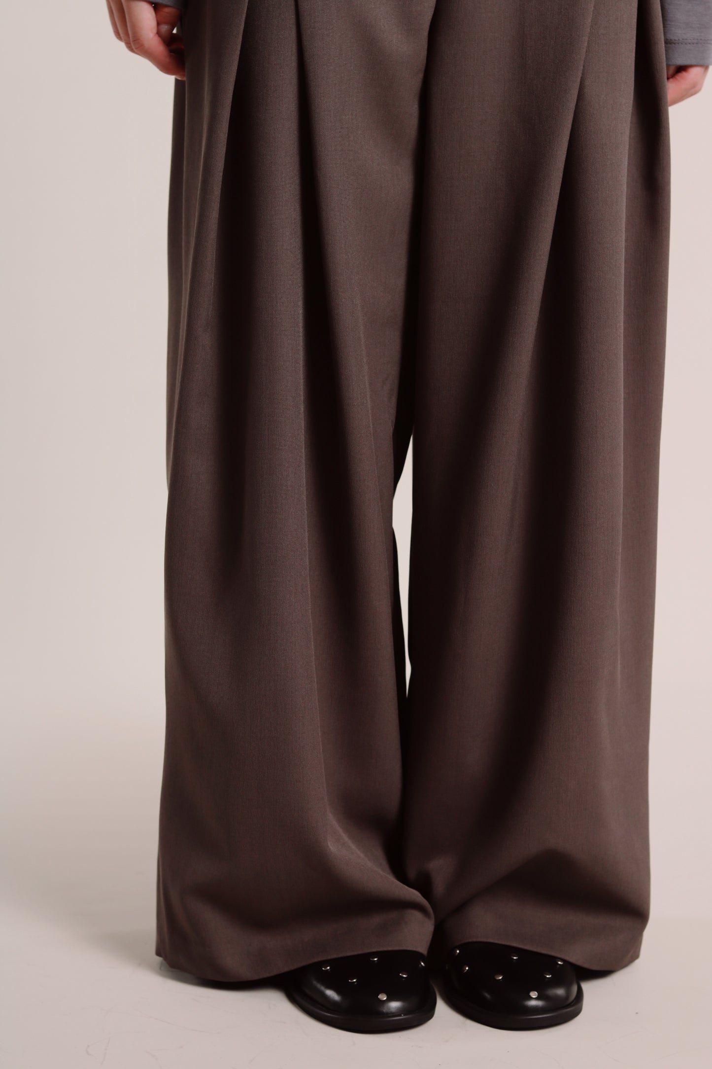 Spring Pleat Pants (Brown)