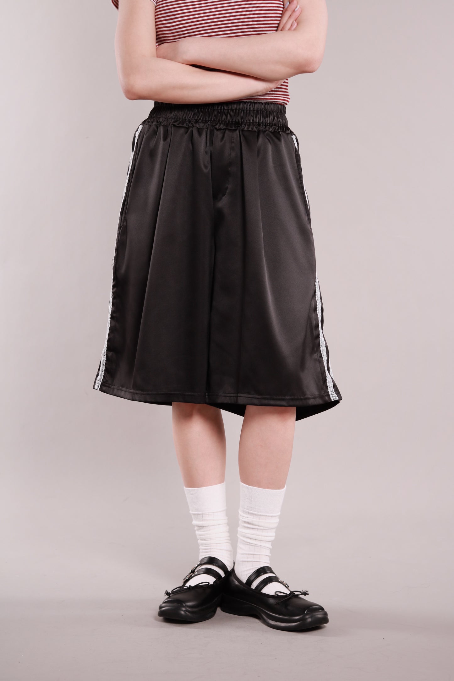 Sporty Lace Shorts (Black)