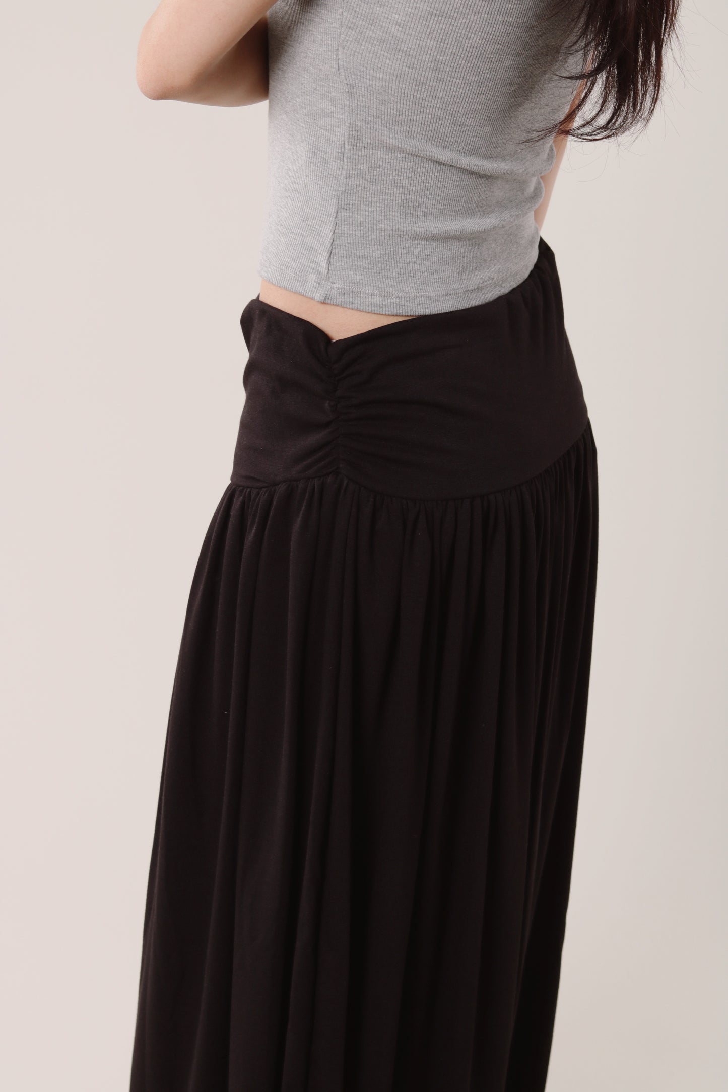 Softy Lazy Skirt (Black)