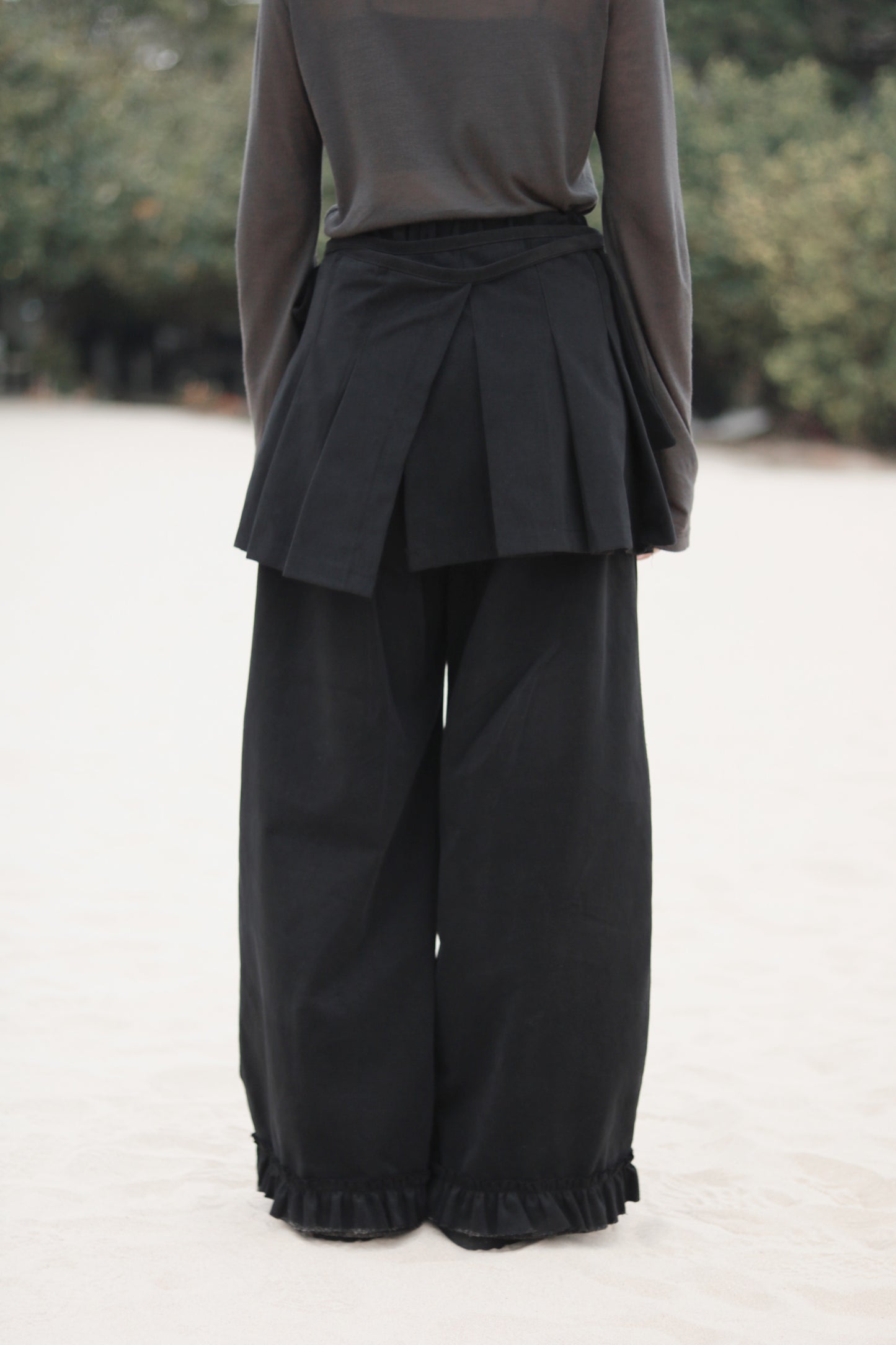 Layered Ruffle Pants (Black)