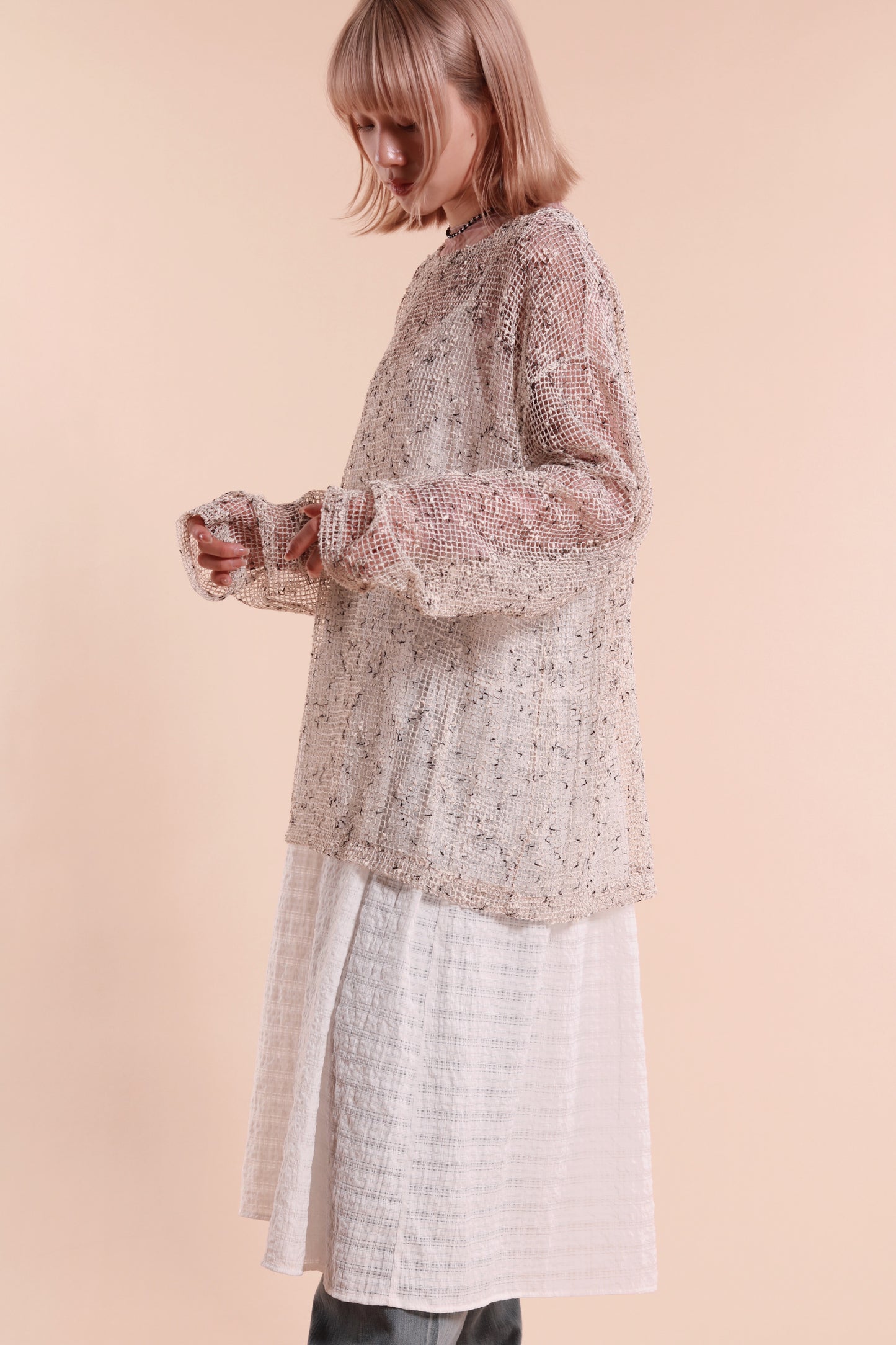 Textured Sleeveless Dress (White)