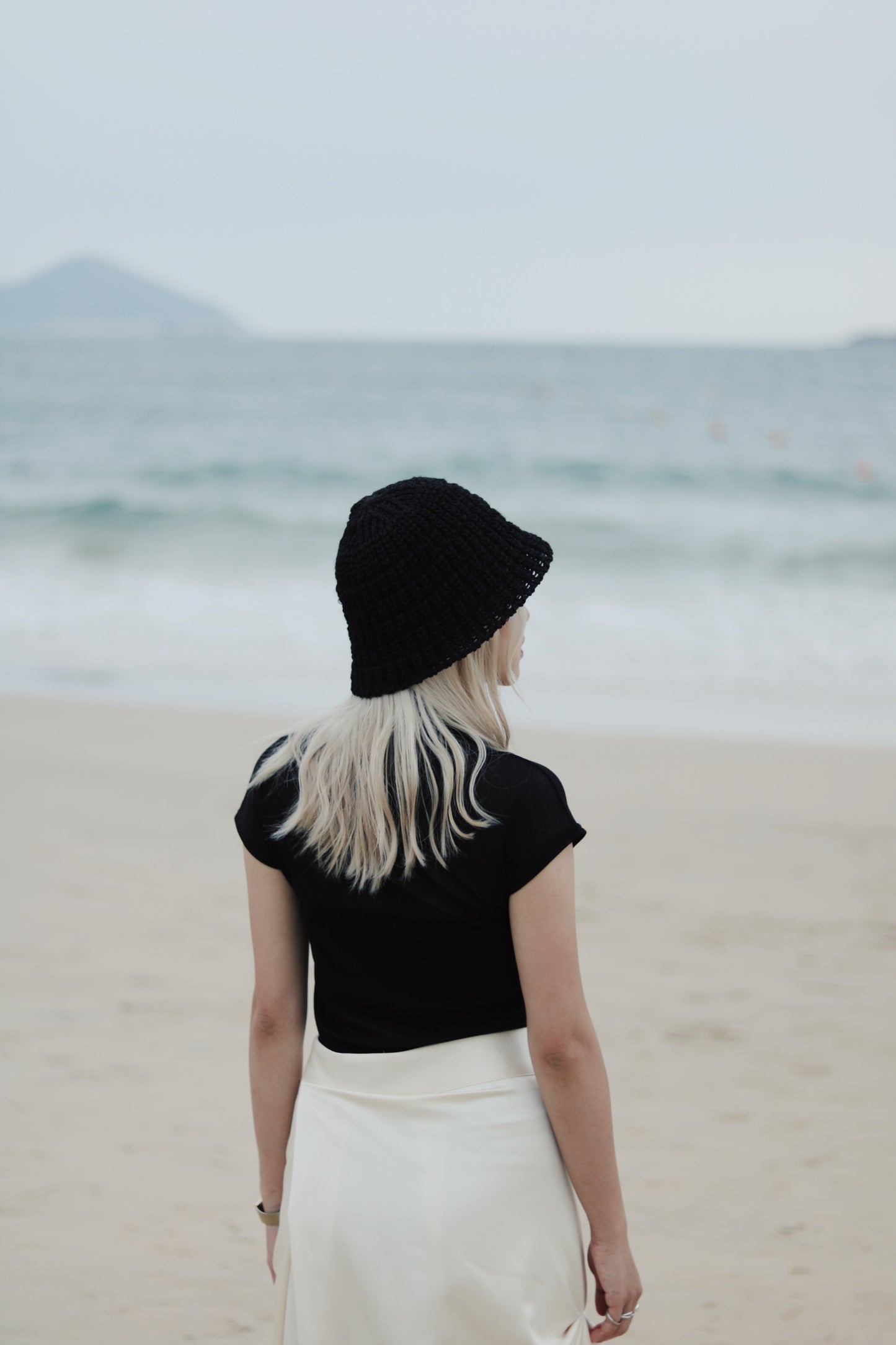 Cap Sleeve Mock Neck Top (Black)