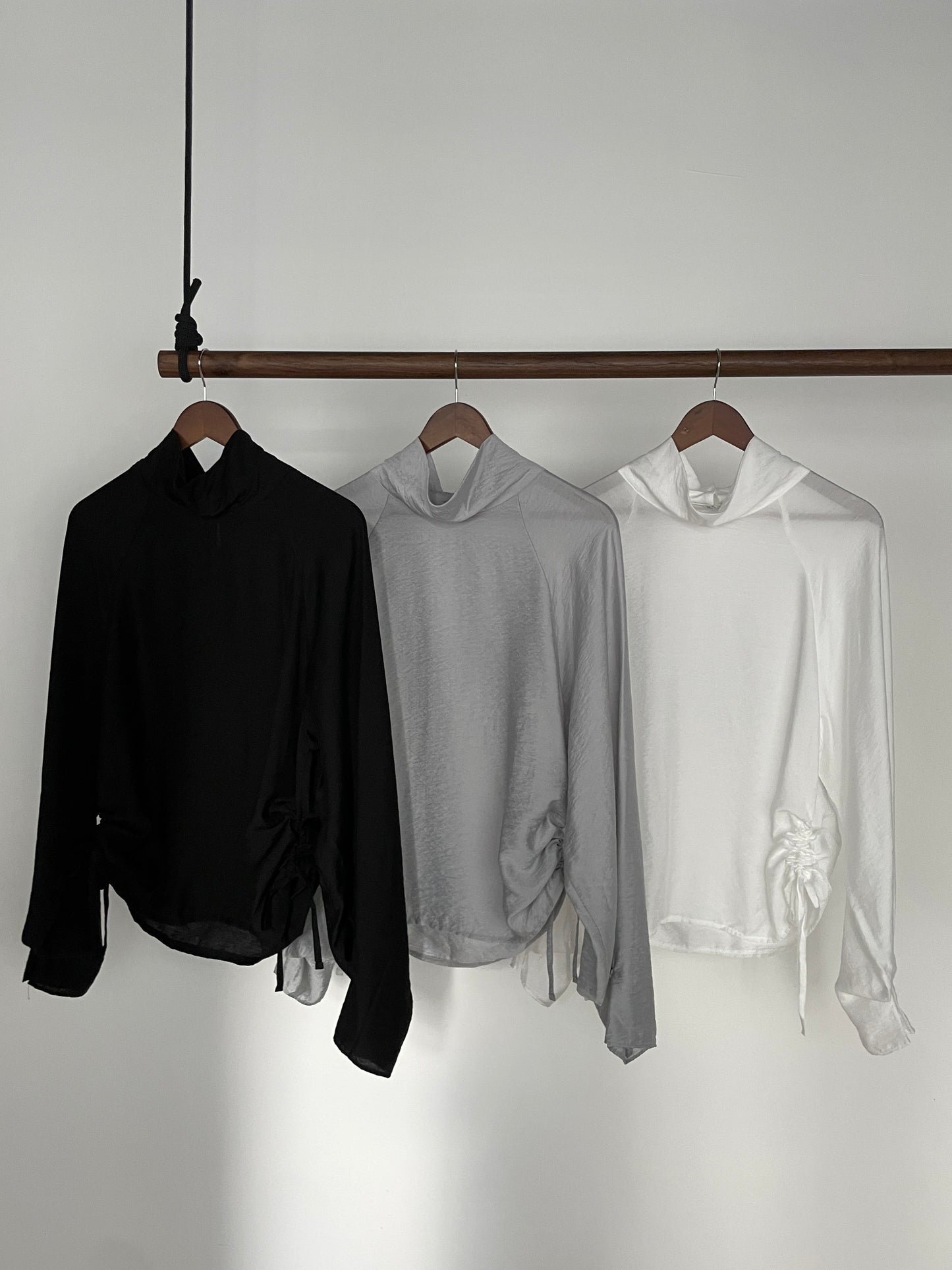 Doll Gathered Blouse (Black)