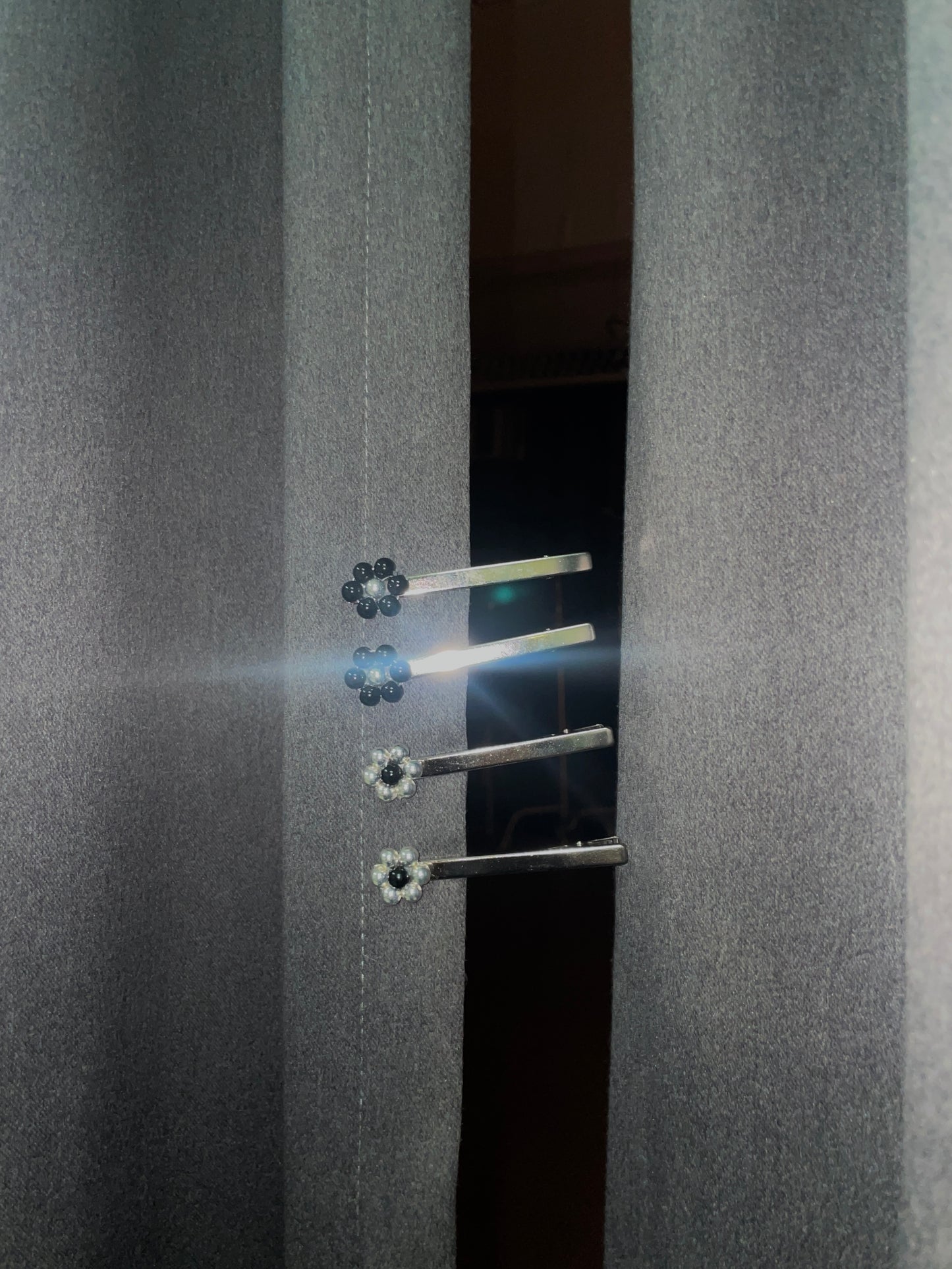 Flower Hair Pin Set (Black/Silver)