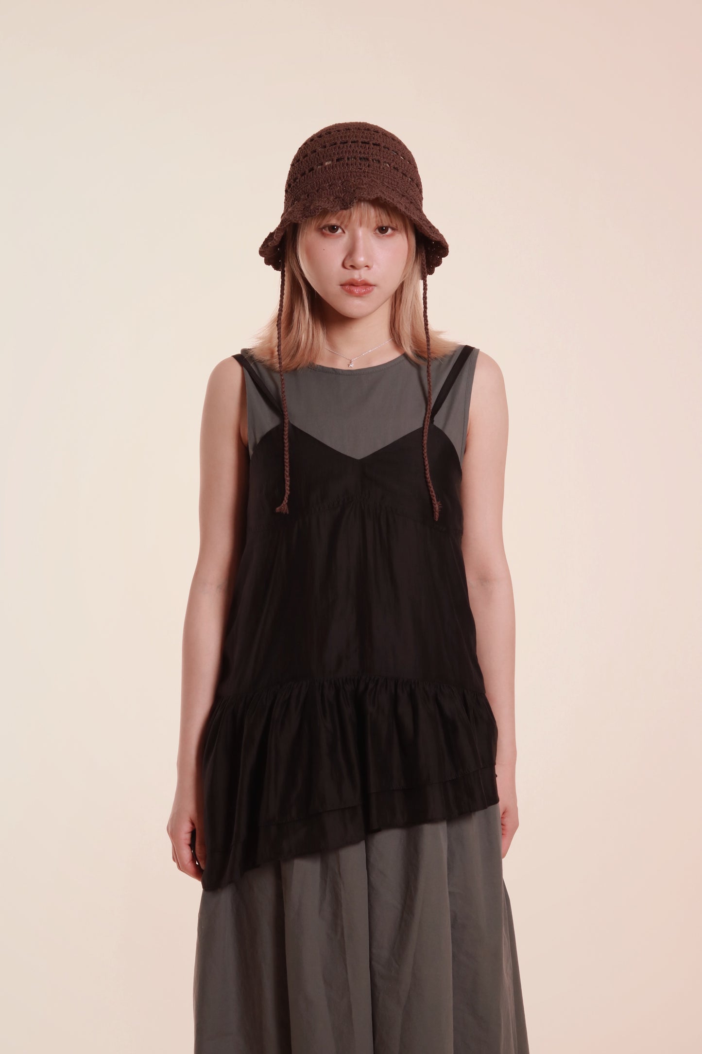 Ruffle Sleeveless Top (Black)