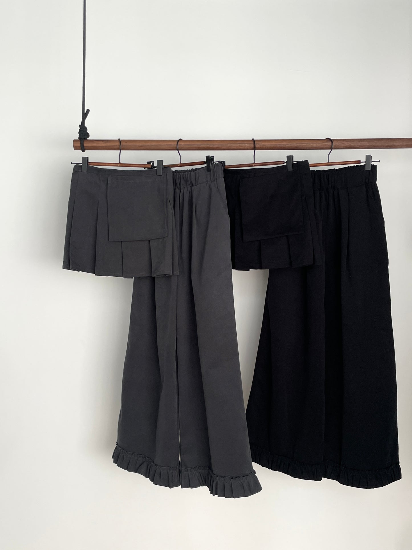 Layered Ruffle Pants (Charcoal)