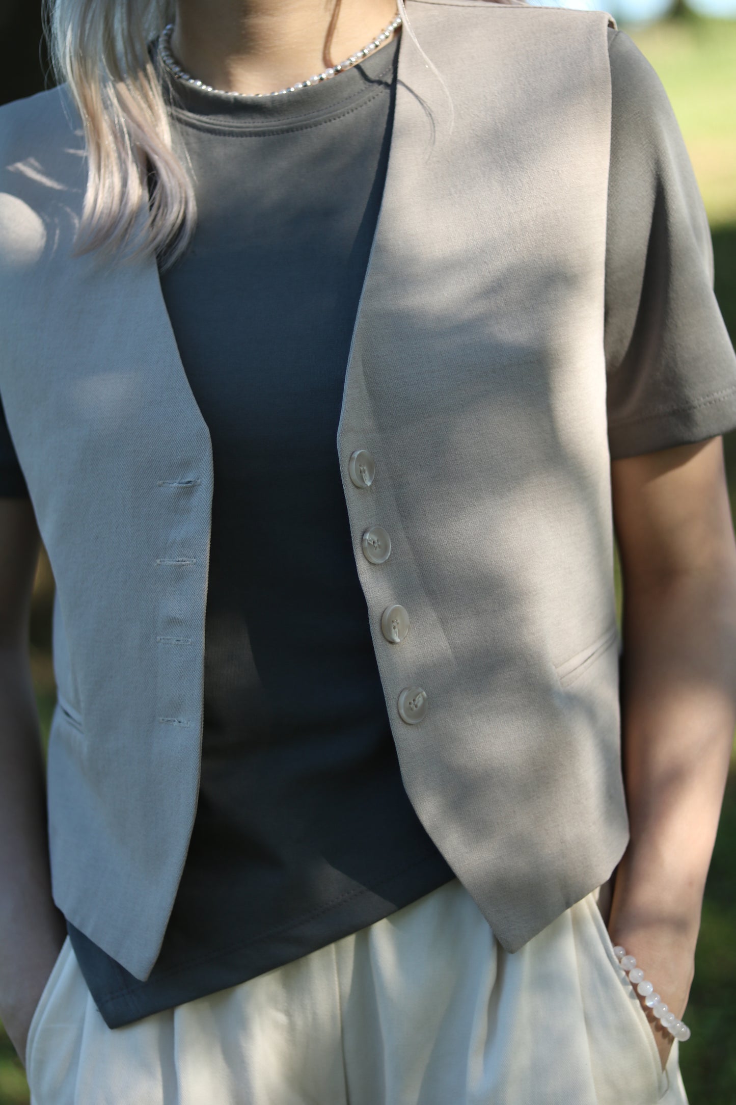 Classic Vest (Beige)