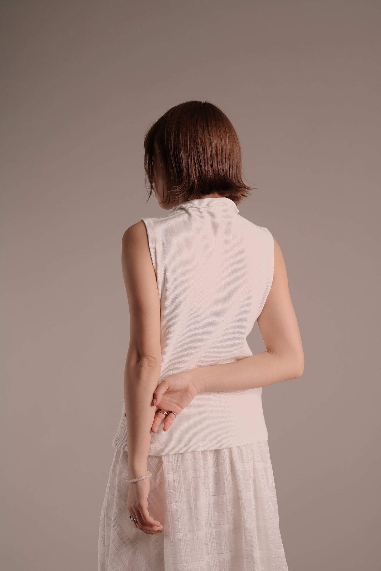 Ruffle Sleeveless Top (White)