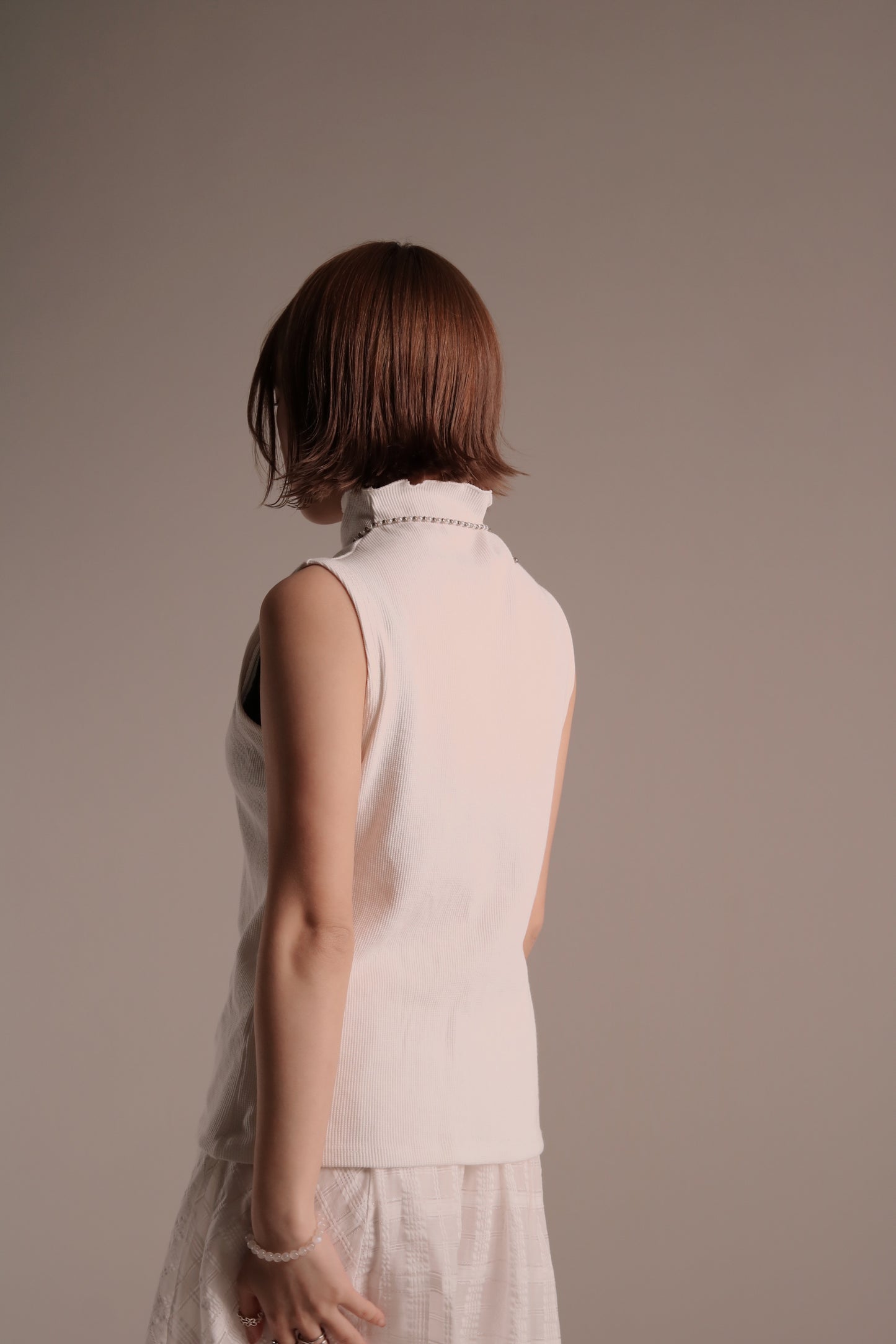 Ruffle Sleeveless Top (White)