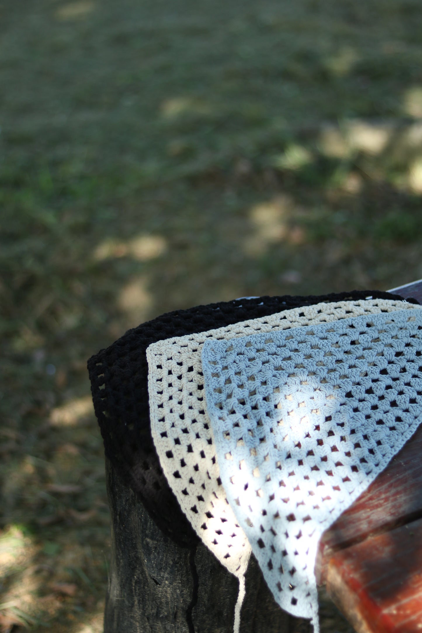 Triangle Head Scarf (Beige/Baby Blue/Black/Red)