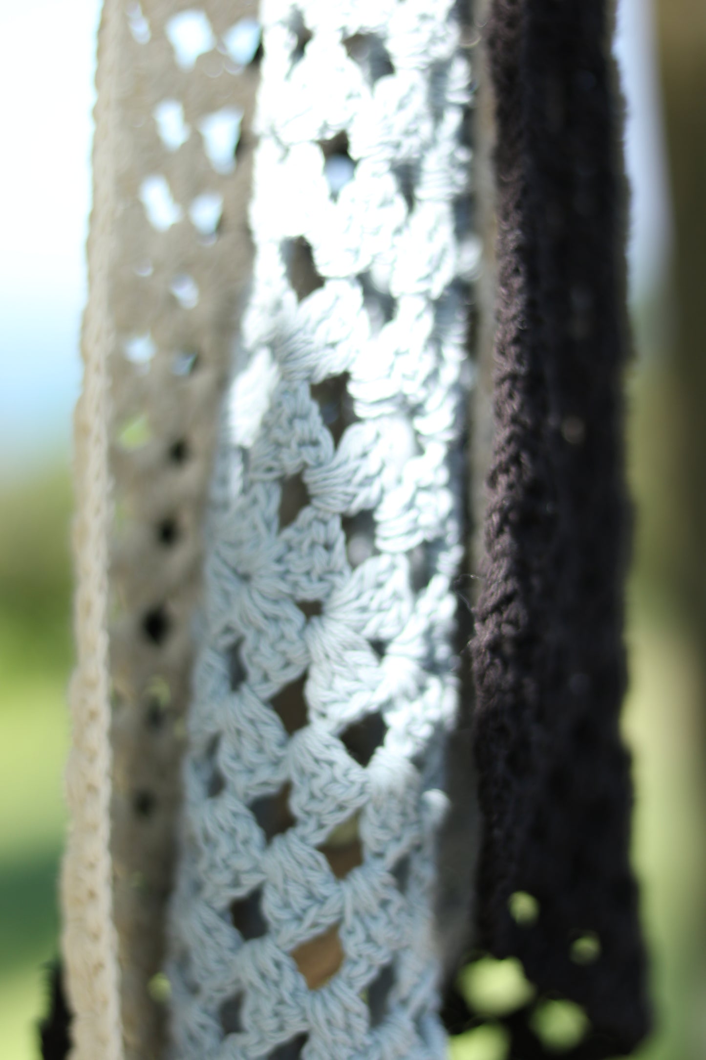 Triangle Head Scarf (Beige/Baby Blue/Black/Red)