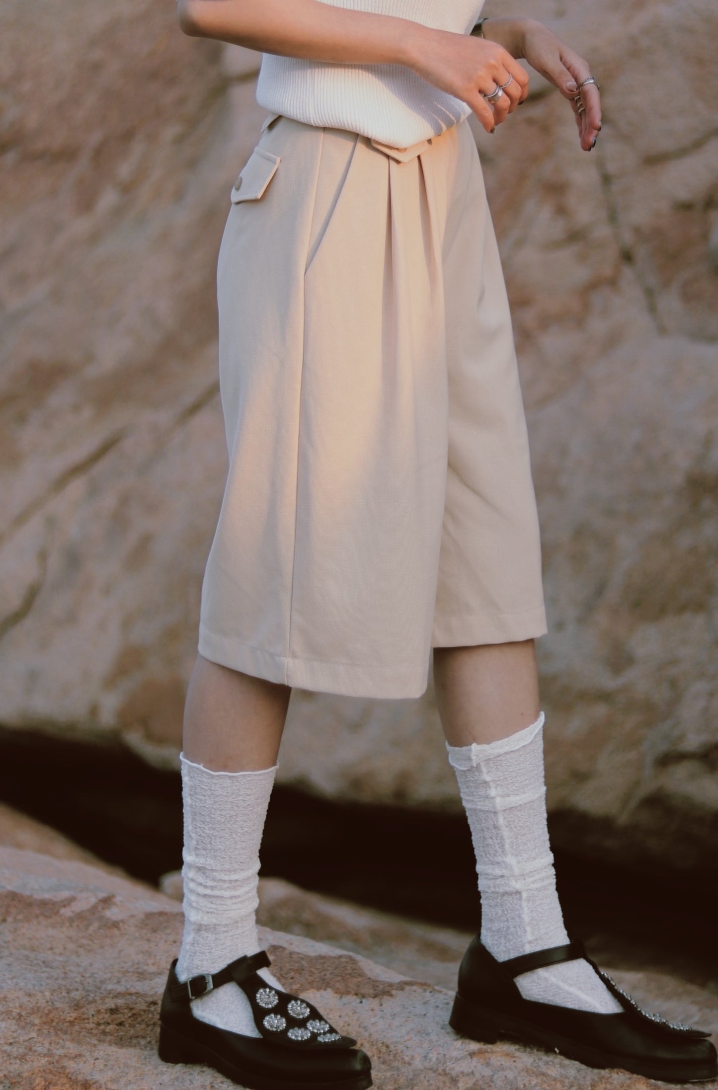 Belted Shorts (Beige)