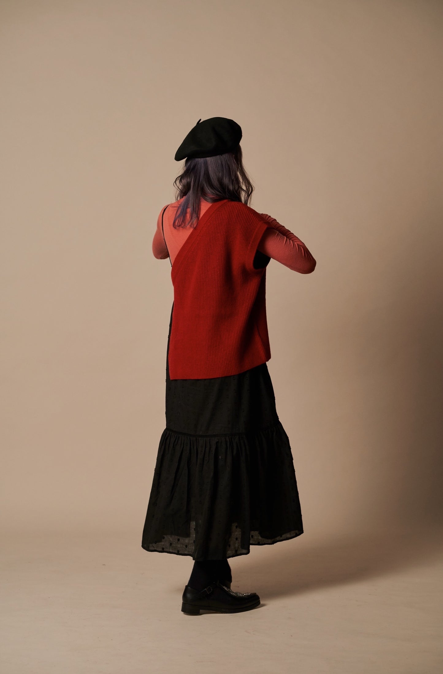 W Beret (Black/White/Brown/Grey)