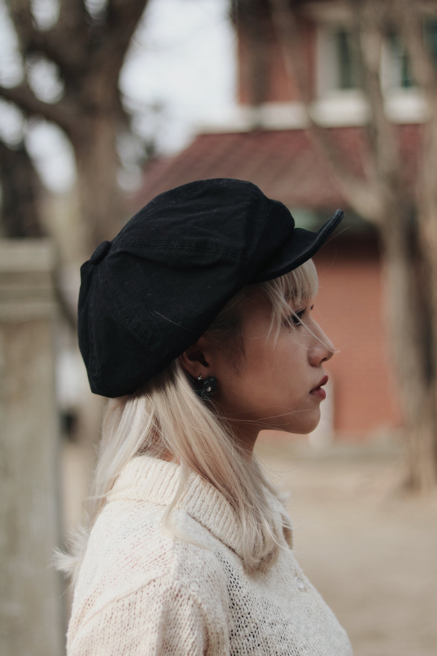 Bring Bring Flower Earrings (Black)