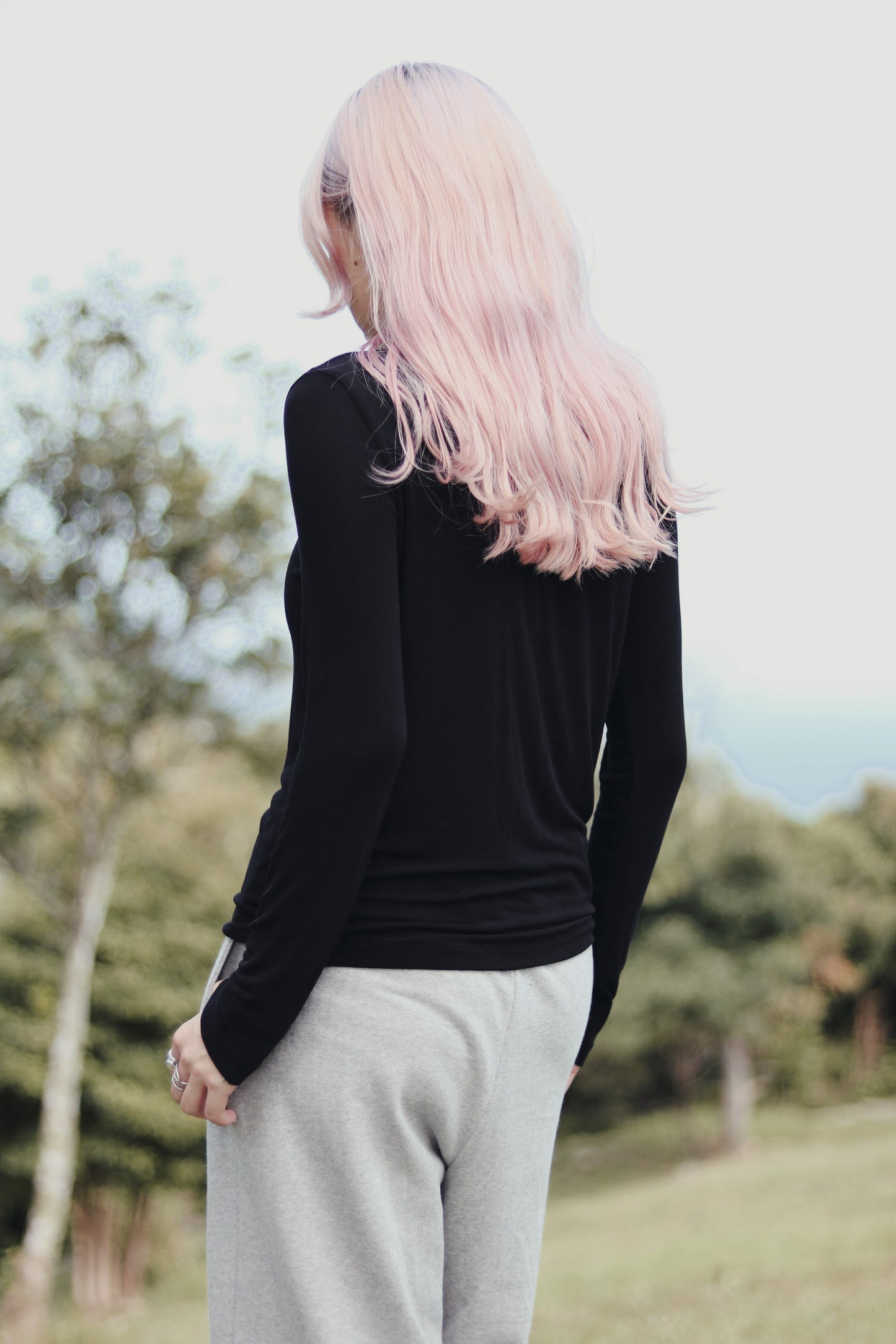 Winter Basic Tee (Black)