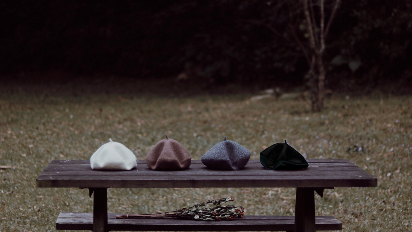 W Beret (Black/White/Brown/Grey)
